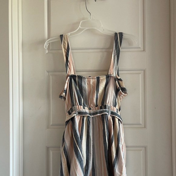 American Eagle Pastel Striped Romper - Picture 6 of 8